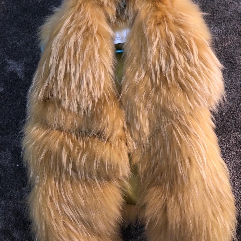 Who doesn’t like furs?  I’ll be adding many to my